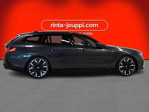BMW i5 M60 vaihtoauto