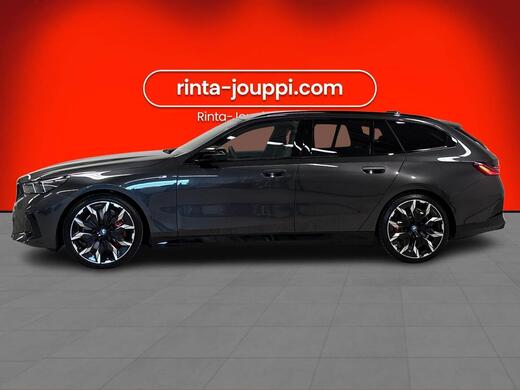 BMW i5 M60 vaihtoauto