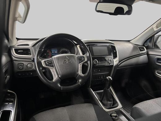 Mitsubishi L200 vaihtoauto