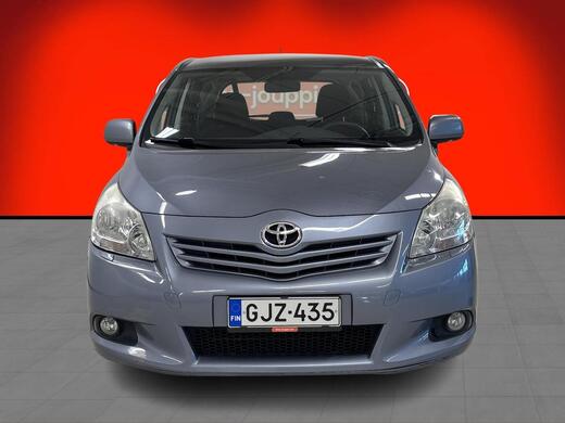 Toyota Verso vaihtoauto