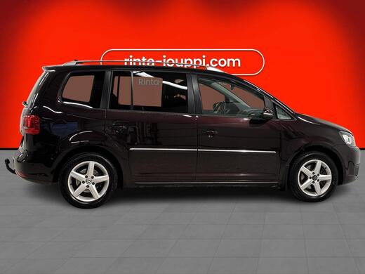Volkswagen Touran vaihtoauto