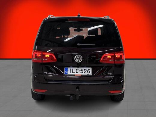 Volkswagen Touran vaihtoauto