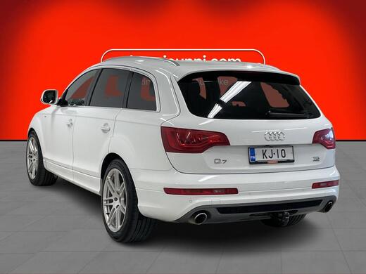 Audi Q7 vaihtoauto