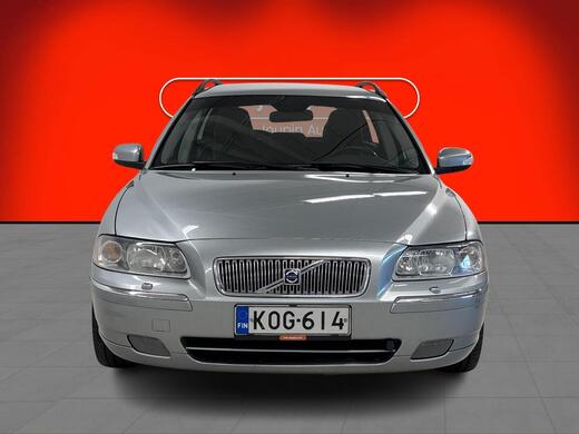 Volvo V70 vaihtoauto
