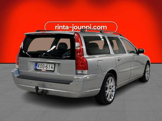 Volvo V70 vaihtoauto