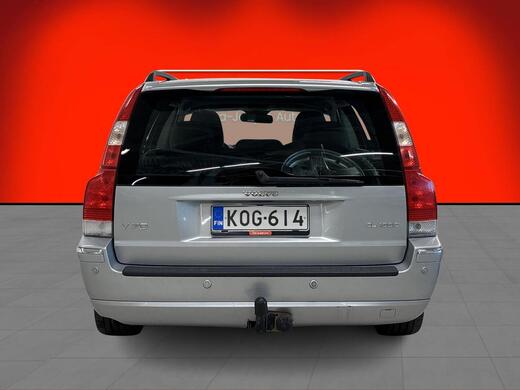 Volvo V70 vaihtoauto