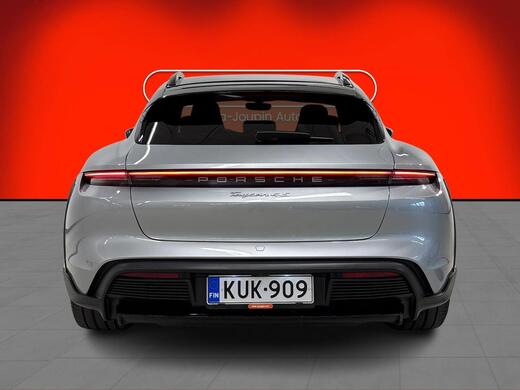 Porsche Taycan vaihtoauto