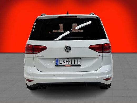 Volkswagen Touran vaihtoauto