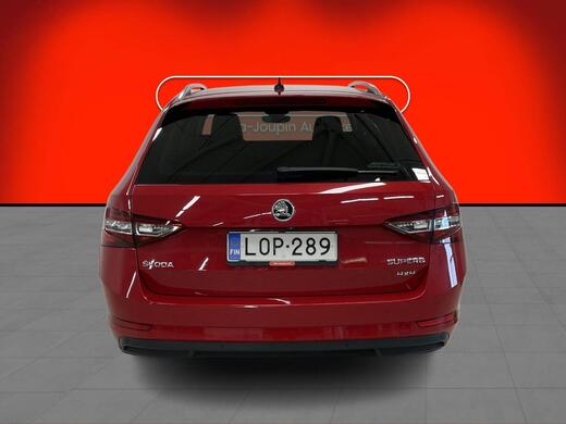 Skoda Superb vaihtoauto