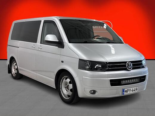 Volkswagen Caravelle vaihtoauto