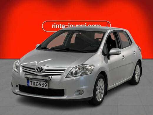 Toyota Auris vaihtoauto