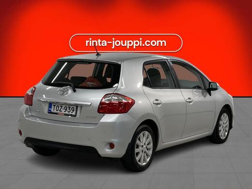 Toyota Auris vaihtoauto