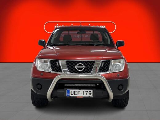 Nissan Navara vaihtoauto