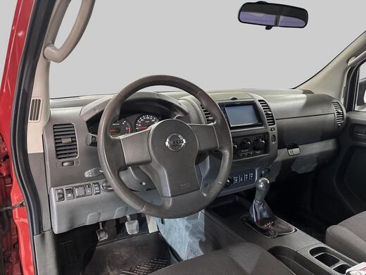 Nissan Navara vaihtoauto