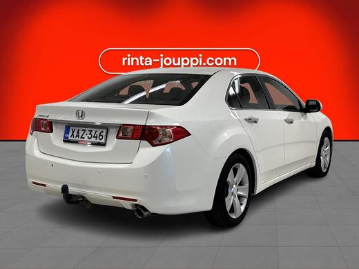 Honda Accord vaihtoauto