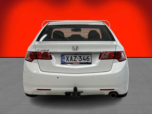 Honda Accord vaihtoauto