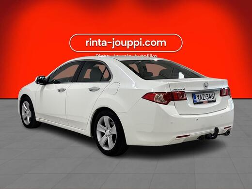 Honda Accord vaihtoauto