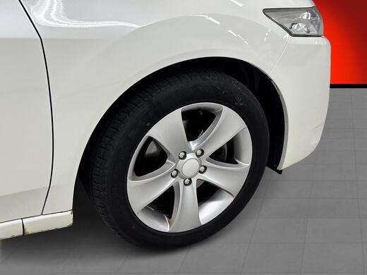 Honda Accord vaihtoauto
