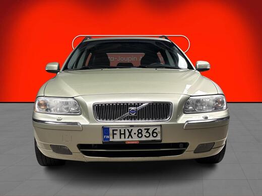 Volvo V70 vaihtoauto
