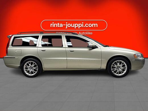 Volvo V70 vaihtoauto