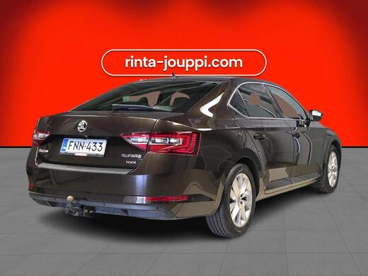 Skoda Superb vaihtoauto