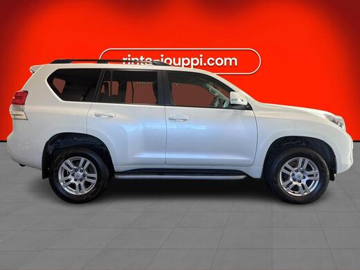 Toyota Land Cruiser vaihtoauto