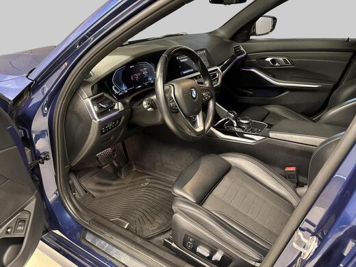 BMW 330 vaihtoauto