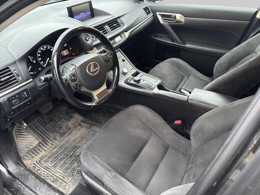 Lexus CT vaihtoauto