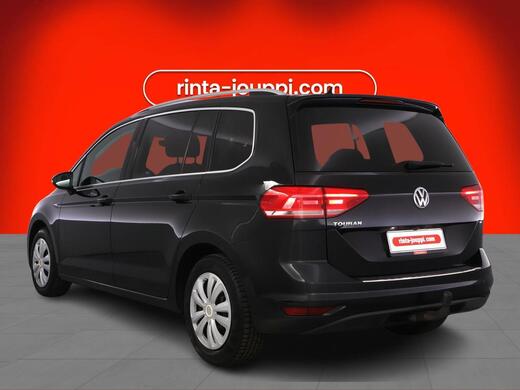 Volkswagen Touran vaihtoauto