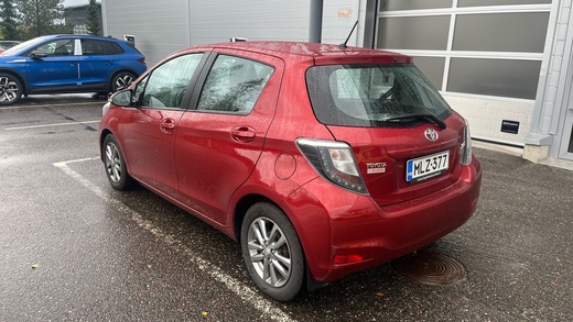 Toyota Yaris vaihtoauto