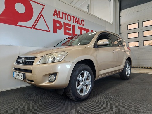 Toyota RAV4 vaihtoauto