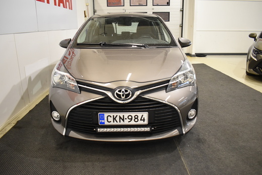 Toyota Yaris vaihtoauto