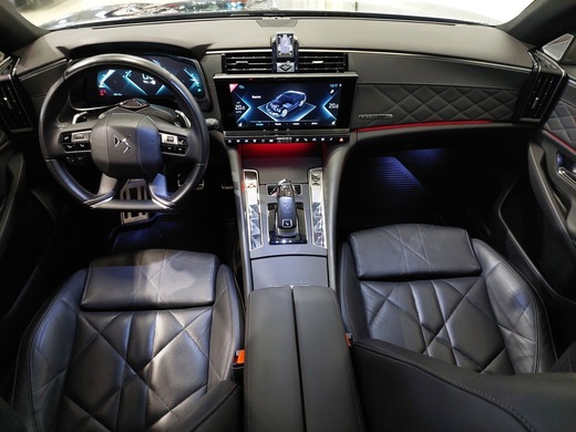 DS 9 vaihtoauto