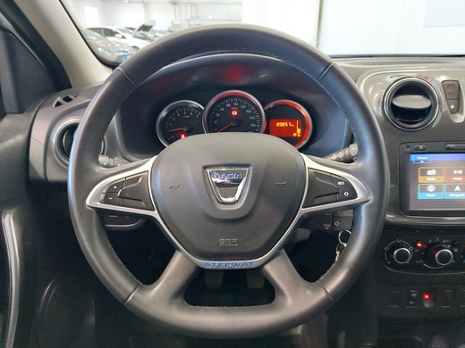 Dacia Sandero vaihtoauto