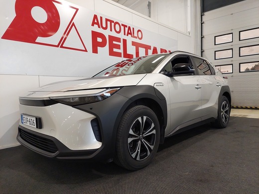 Toyota bZ4X vaihtoauto