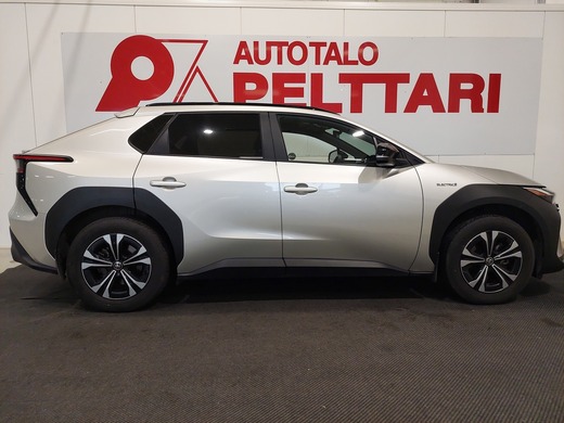 Toyota bZ4X vaihtoauto