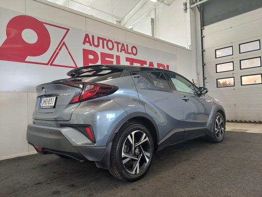 Toyota C-HR vaihtoauto