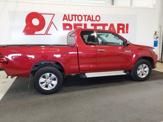 Toyota Hilux vaihtoauto