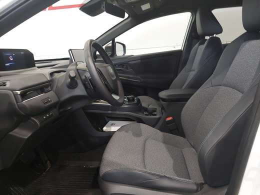 Toyota bZ4X vaihtoauto