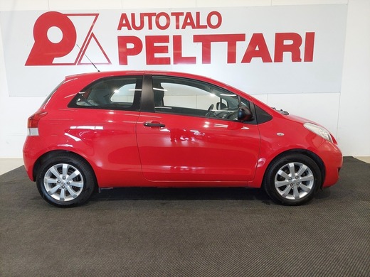Toyota Yaris vaihtoauto