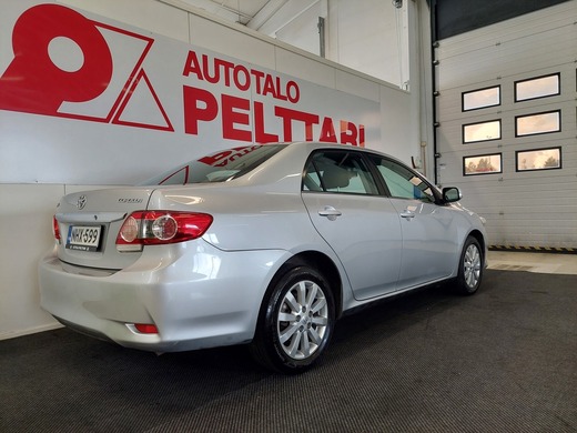 Toyota Corolla vaihtoauto