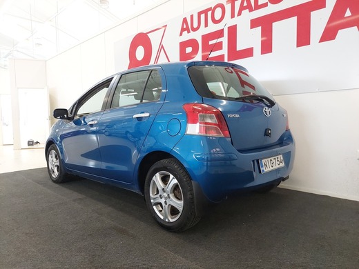 Toyota Yaris vaihtoauto