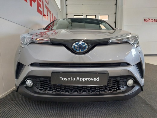 Toyota C-HR vaihtoauto