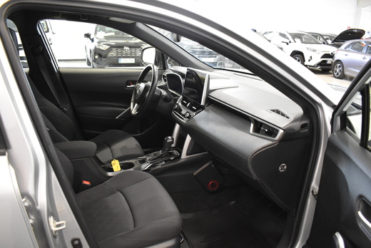 Toyota Corolla Cross vaihtoauto