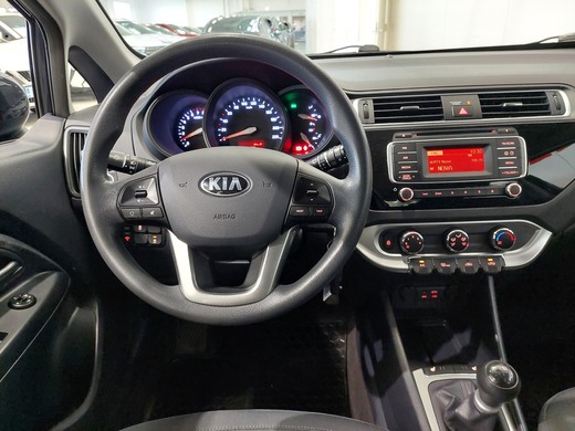 Kia Rio vaihtoauto