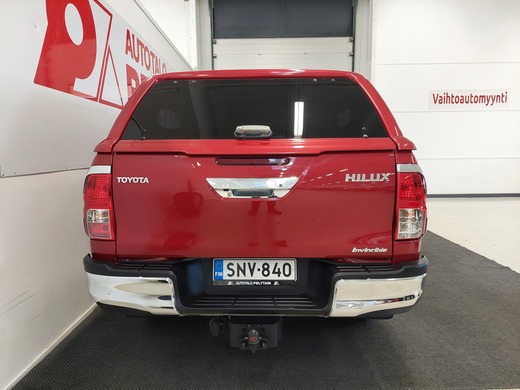 Toyota Hilux vaihtoauto