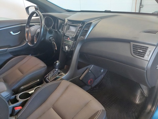Hyundai i30 5d vaihtoauto