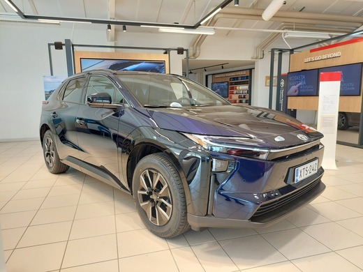 Toyota bZ4X vaihtoauto