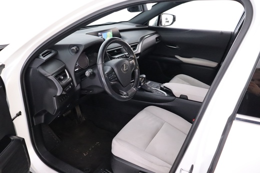 Lexus UX vaihtoauto