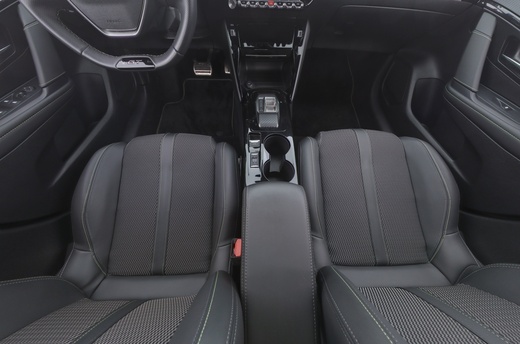Peugeot e-208 vaihtoauto